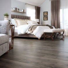 South Gate laminate flooring room scene