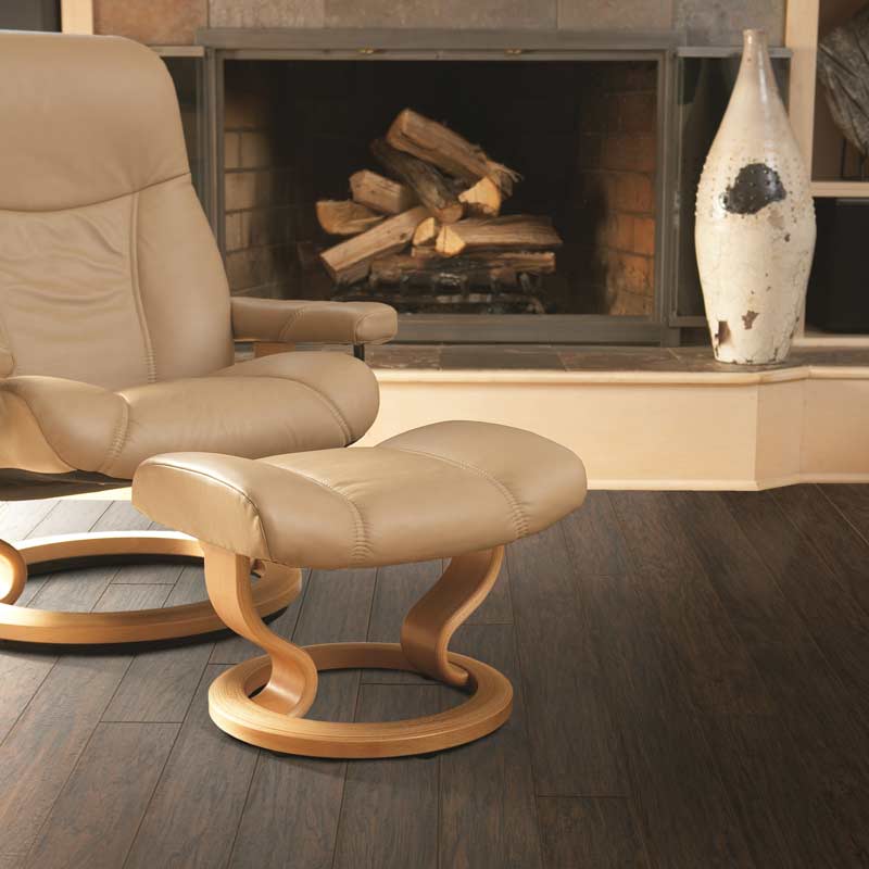 Accents_HickoryMontreat_Laminate_Norfolk_Montreat_FireplaceChair