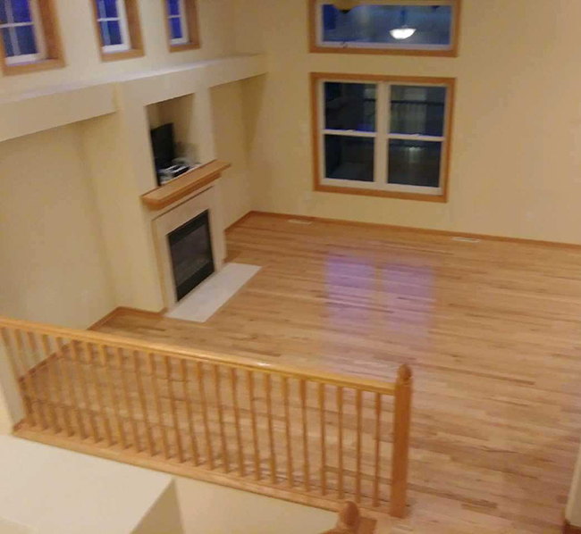 oak wood flooring in living room 