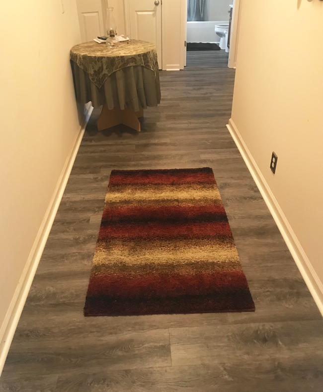Vinyl Plank Flooring Fits The Lifestyle, How To Fit Laminate Flooring In A Hallway
