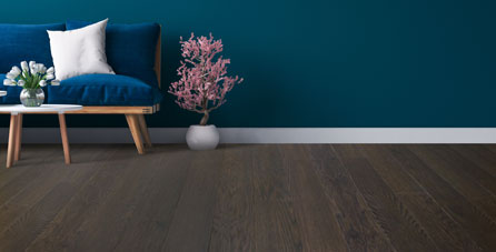 Wall Colors To Match Wood Floor Living, What Color To Paint Walls With Dark Hardwood Floors