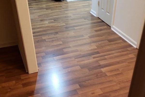 Custom Laminate Flooring Installation Brings Out Baltimore Home S