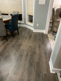 Feature Image: laminate flooring in the dining room